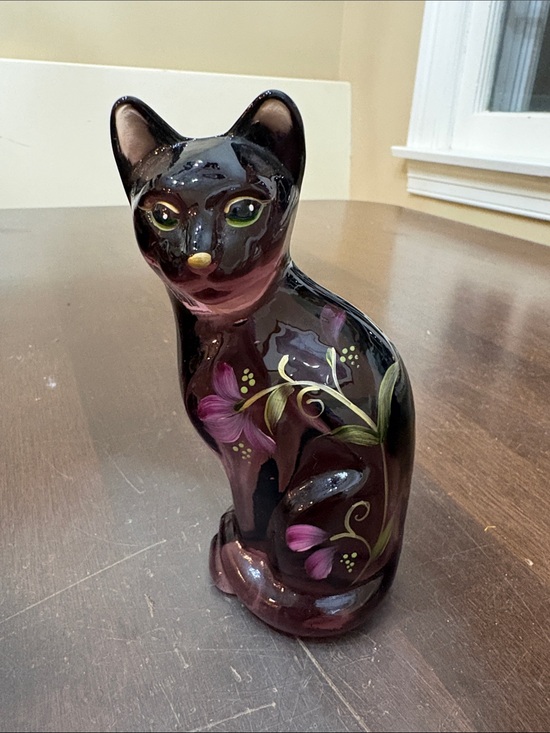 Fenton Other - Fenton Amethyst Purple Painted Glass Cat Figurine